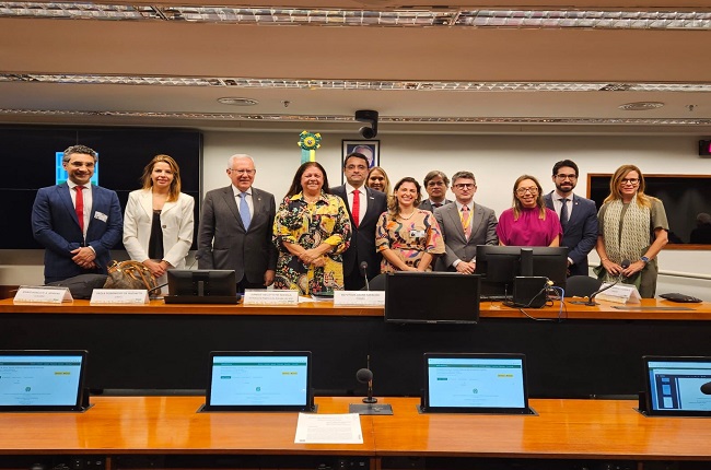 Procurador-Geral de Justiça participa de audiência no Tribunal de